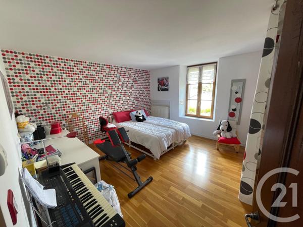 Maison à vendre  9 pièces - 239 m2 BOISSY LE CHATEL - 77