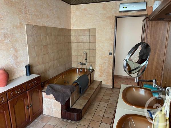 Maison à vendre  9 pièces - 239 m2 BOISSY LE CHATEL - 77