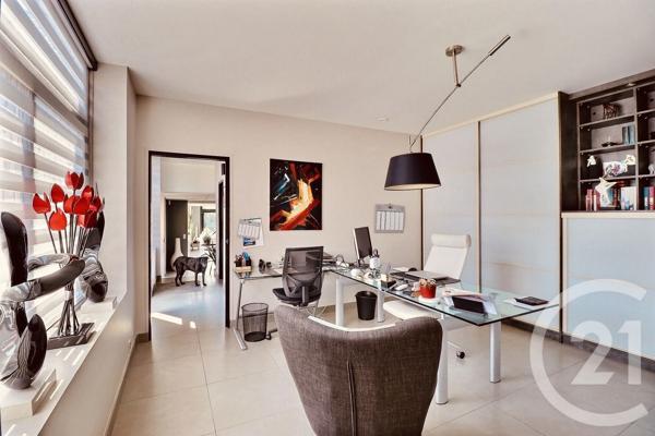 Maison à vendre  7 pièces - 448,34 m 2   WATTIGNIES  - 59