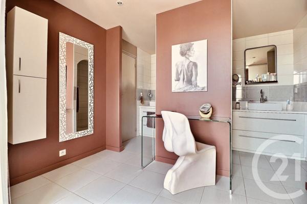 Maison à vendre  7 pièces - 448,34 m 2   WATTIGNIES  - 59