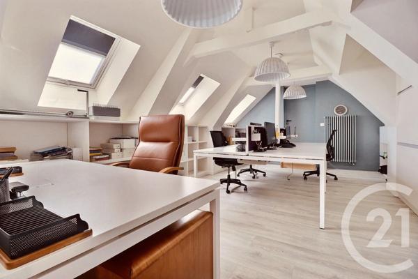 Maison à vendre  7 pièces - 448,34 m 2   WATTIGNIES  - 59