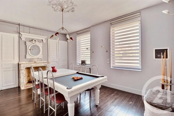 Maison à vendre  7 pièces - 448,34 m 2   WATTIGNIES  - 59