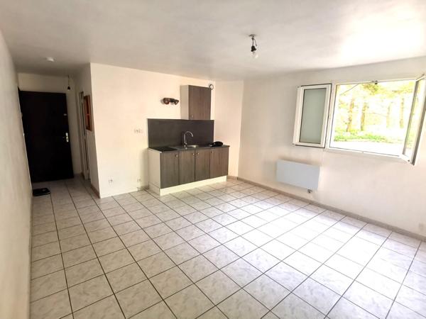 Appartement F1 à vendre  1 pièce - 27,05 m2 ETAMPES - 91