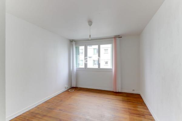 Chamalières piscine, t3 en bon état