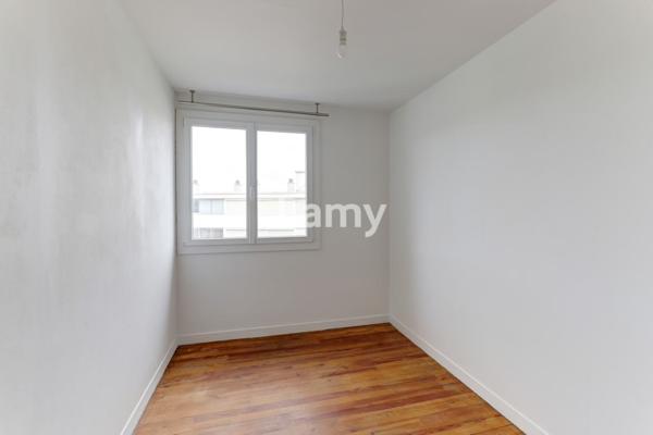 Chamalières piscine, t3 en bon état