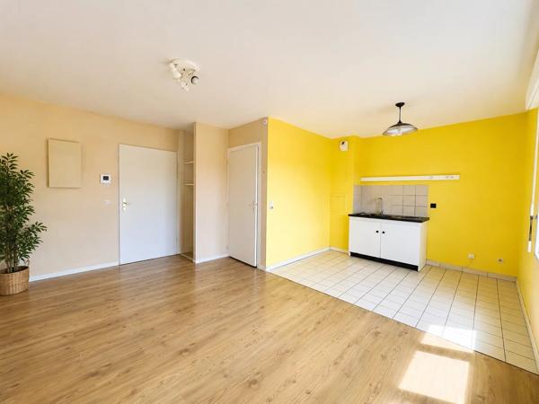 Vente                                                      Appartement
                        
                     1 pièces                      26 m2                     à Chambly