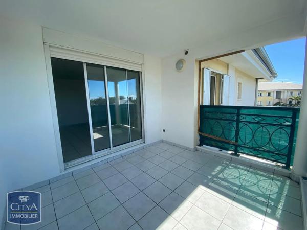 Appartement à vendre 2 pièces 45m² Sainte-Suzanne (97441)
