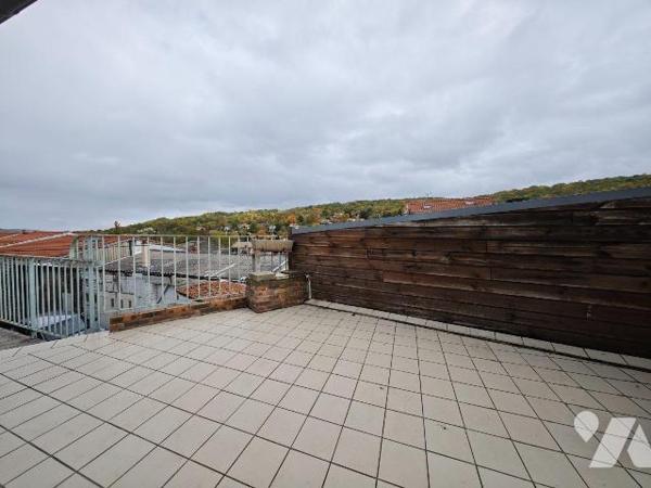 L'office notarial vous propose ce bel appartement, idéalement situé à deux pas du coeur de Noha...