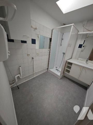 L'office notarial vous propose ce bel appartement, idéalement situé à deux pas du coeur de Noha...