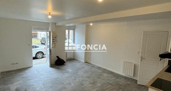 Location Studio 30.14 m² - Cires-lès-mello 60660