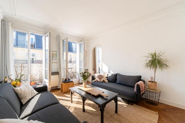 Appartement bourgeois baigné de lumière