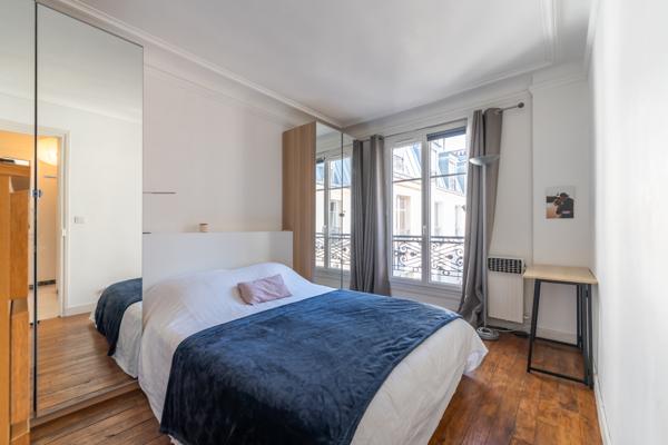 Appartement bourgeois baigné de lumière