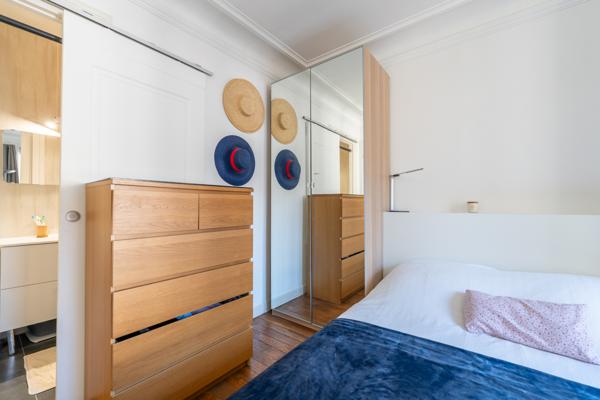 Appartement bourgeois baigné de lumière