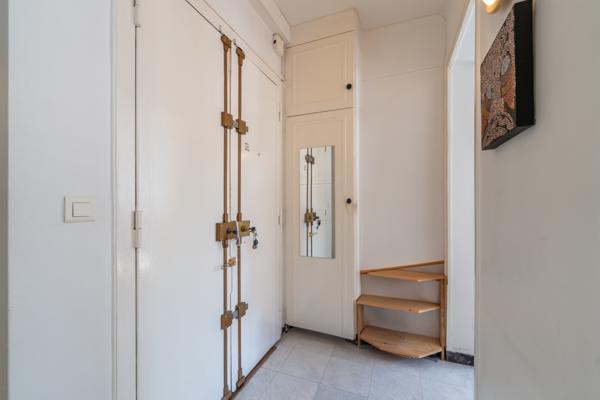 Appartement bourgeois baigné de lumière