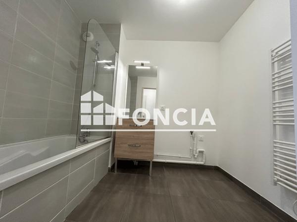 Location Appartement 3 pièces 57.3 m² - RUE DE LONDRES Lens 62300