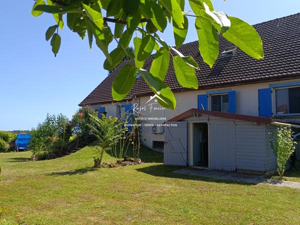 Dans un cadre idyllique, vue sur la campagne