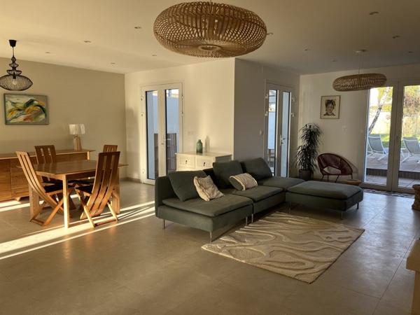 Maison à vendre |  Cognac |  5 pièces | 180 m²