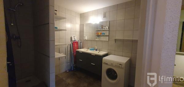 Spacieux 3 pièces en face du parc Salvator