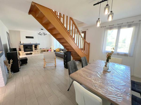 Maison Chaumont En Vexin 6 pièce(s) 125 m2 + terrain de 2822 m².