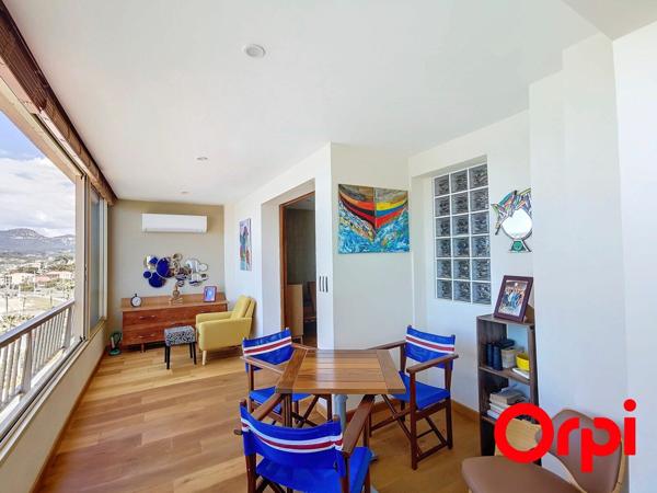 Appartement à vendre    3 pièces • 85,90 m2 Six-Fours-les-Plages