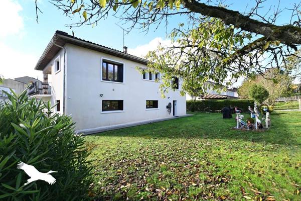 Maison à vendre |  Montmoreau-Saint-Cybard |  5 pièces | 107 m²