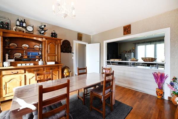 Maison à vendre |  Montmoreau-Saint-Cybard |  5 pièces | 107 m²