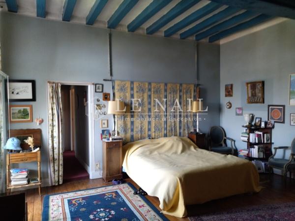 ELEGANTE MAISON DU XVIème SIECLE ENTRE ANGERS ET NANTES