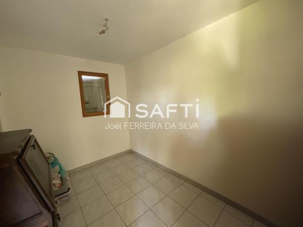 Située entre Sens et Pont-sur-Yonne,