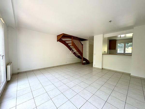 Maison Conflans Sainte Honorine 4 pièce(s) 67 m2 264 000 € **  - Référence  8189