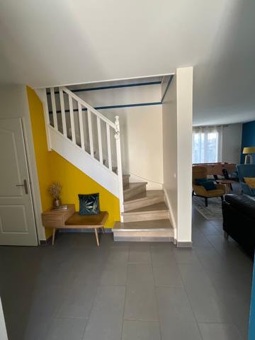 Pavillon kaufman et broad 4 chambres très beaux volumes.