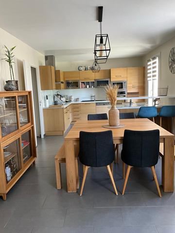 Pavillon kaufman et broad 4 chambres très beaux volumes.