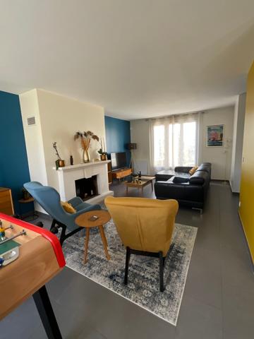 Pavillon kaufman et broad 4 chambres très beaux volumes.