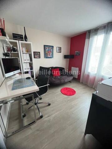 Pavillon kaufman et broad 4 chambres très beaux volumes.