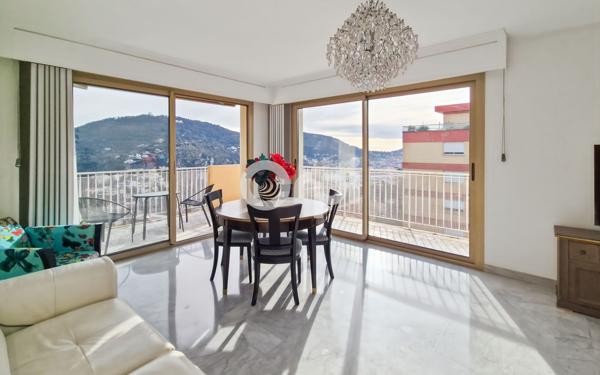 Appartement à vendre    3 pièces • 77,38 m2 Nice