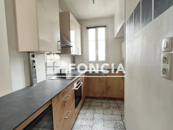 Location Appartement 3 pièces 55.3 m² - 92 RUE DES BOURGUIGNONS Asnieres 92600