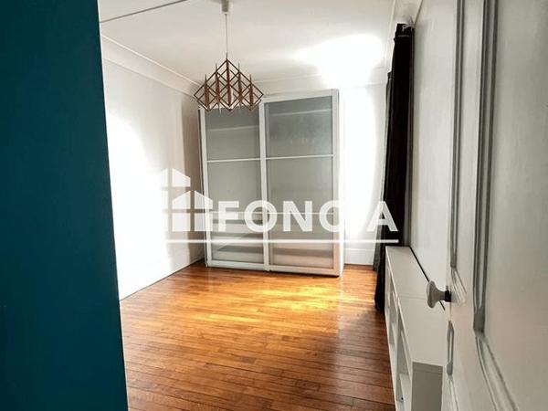 Location Appartement 3 pièces 55.3 m² - 92 RUE DES BOURGUIGNONS Asnieres 92600