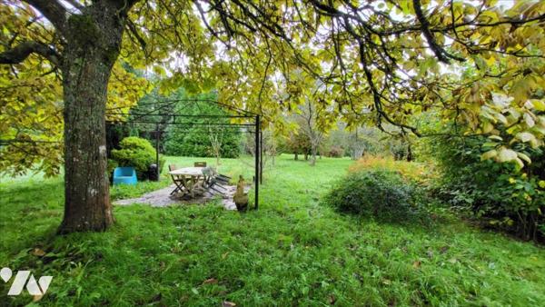 Ensemble de deux maisons en campagne sur 5086 m²