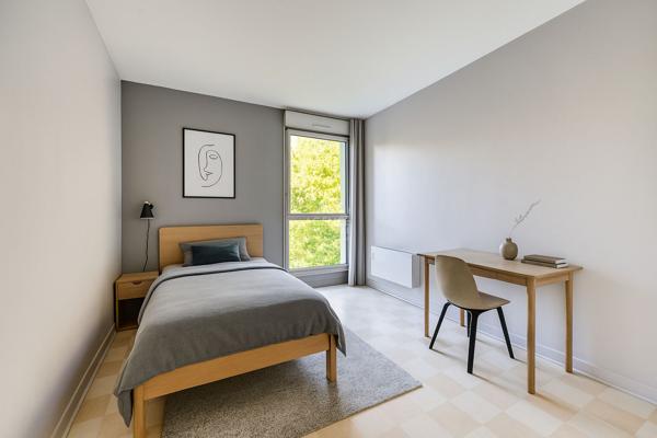 Sèvres Rive Gauche - Appartement 4 chambres €525 000 ** - Référence 542-S