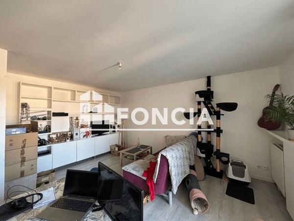 Location Appartement 2 pièces 52.18 m² - 35 RUE DU PERE CHEVRIER Lyon 69007