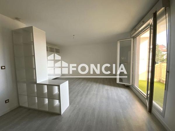 Location Appartement 2 pièces 52.18 m² - 35 RUE DU PERE CHEVRIER Lyon 69007