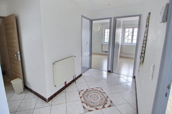 Maison Chanteloup Les Vignes 7 pièce(s) €379 500 ** - Référence 1007