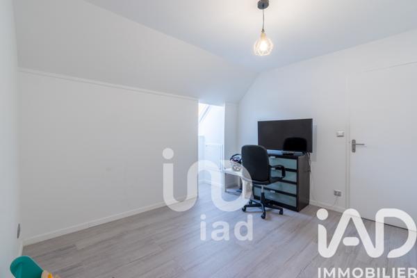 Maison à vendre 10 pièces 200 m² Les Mureaux