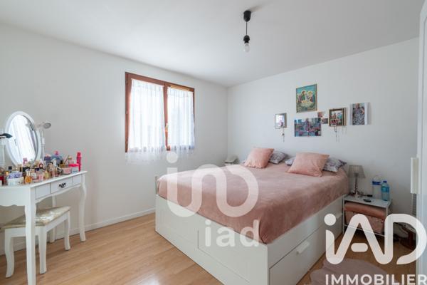 Maison à vendre 10 pièces 200 m² Les Mureaux