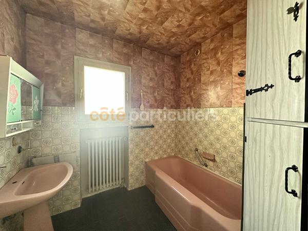 Vente Maison164 m² - 5 Pièces - VALS PRES LE PUY (43750)