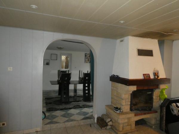 DEYVILLERS (88) à vendre charmante fermetteT5 de 114m² louée avec 500m² terrain - idéal investisseur.