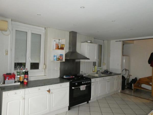 DEYVILLERS (88) à vendre charmante fermetteT5 de 114m² louée avec 500m² terrain - idéal investisseur.