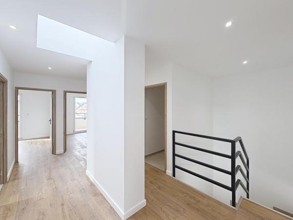 Maison contemporaine 184 m² avec piscine
