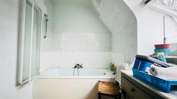 Dpt Finistère (29), à vendre QUIMPER maison T6 de 175 m² habitable - sous-sol intégrale Terrasse - Jardin