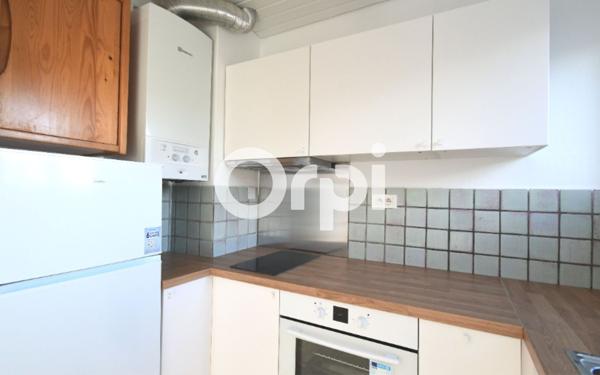 Appartement à louer    1 pièce • 28,68 m2 Carqueiranne