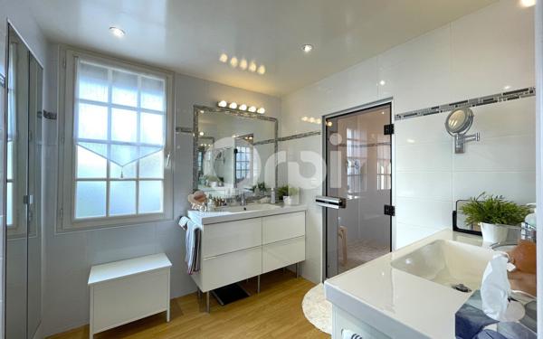 Maison à vendre    7 pièces • 162,77 m2 Conches-en-Ouche